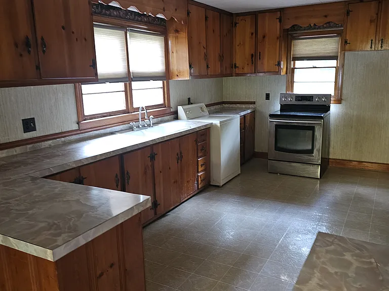 901D Gibson Rd — Photo 5