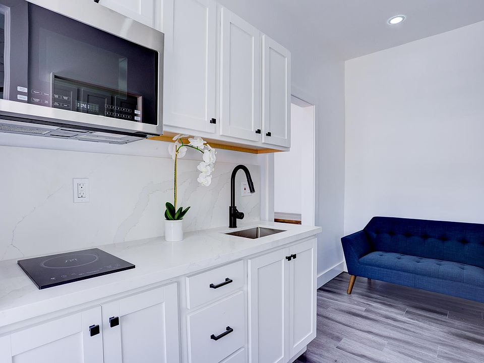 1st image of 2314 Ponce De Leon Blvd #300