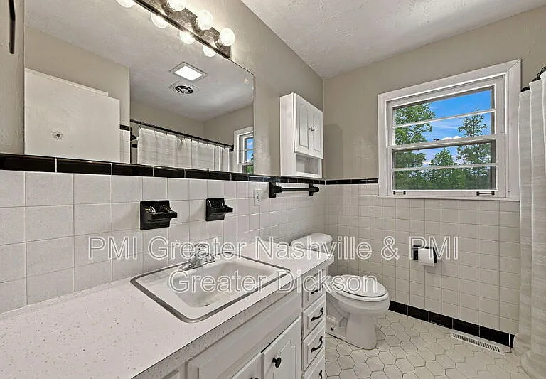 366 N Powers Blvd — Photo 20