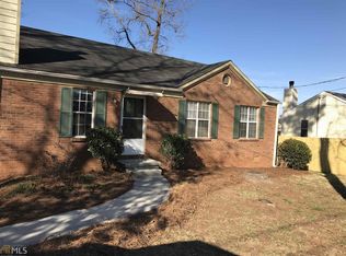 3662 Linecrest Rd, Ellenwood, GA 30294
