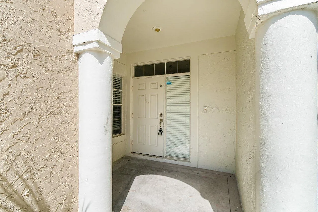 2 bed, 2.5 bath, 1719 sqft, $3,675 — Photo 4