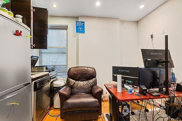 1st image of 62-64 Forsyth St #7
