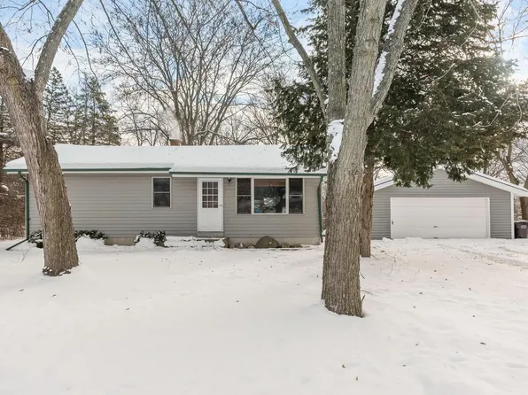2828 South Franklin DRIVE, New Berlin, WI 53151