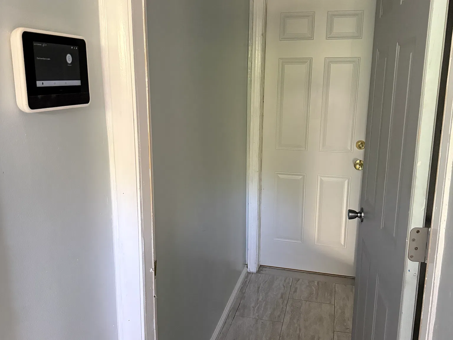2 bed, 1430 sqft, $1,200 — Photo 3
