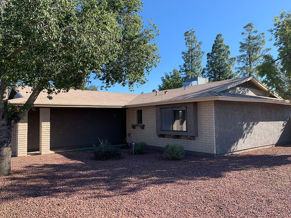 1st image of 1337 E Flower Ave