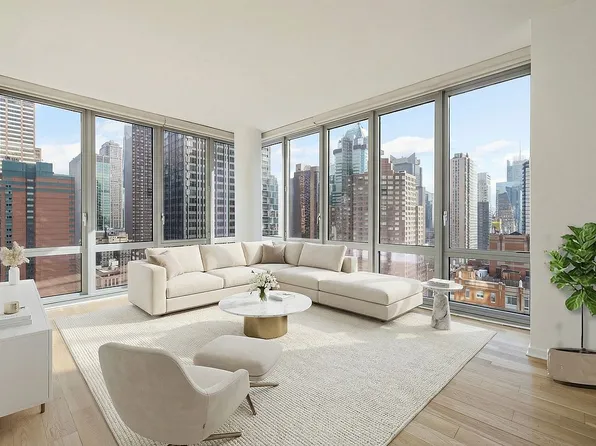 310 W 52nd St APT 30A, New York, NY 10019