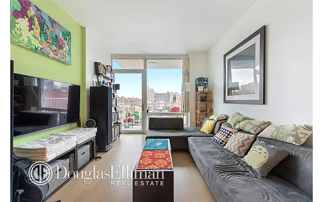Rented by Douglas Elliman | media 25