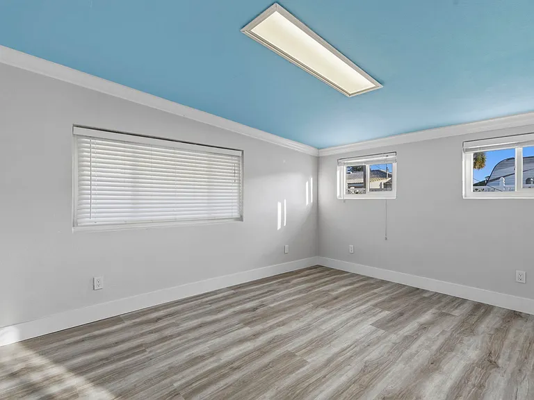 58 Lido Dr — Photo 22
