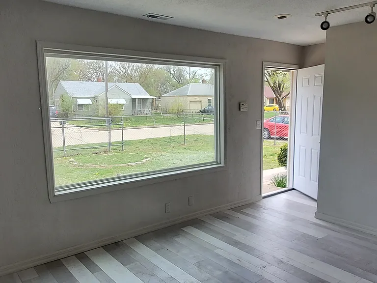 2237 N Minneapolis St — Photo 5