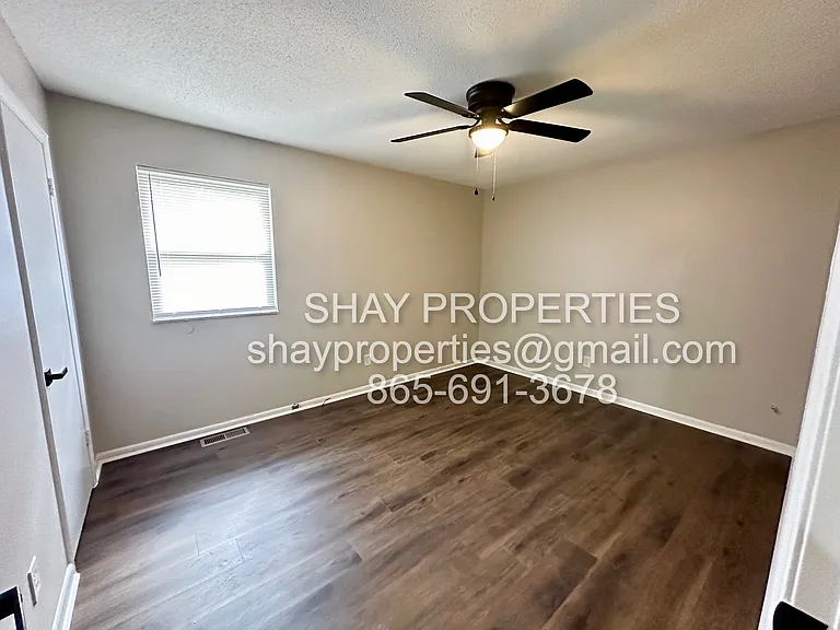 5016 Tenwood Dr — Photo 8