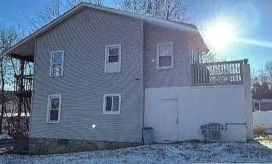 3rd image of 7 Sergio Rd