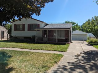 15721 Harrison, Romulus, MI 48174