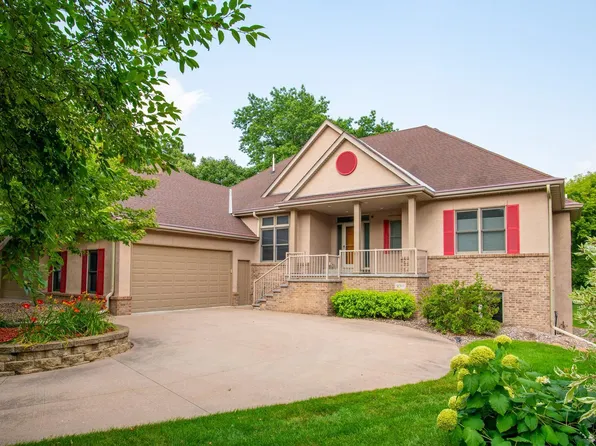 9311 Harpers Ct NE, Blaine, MN 55449