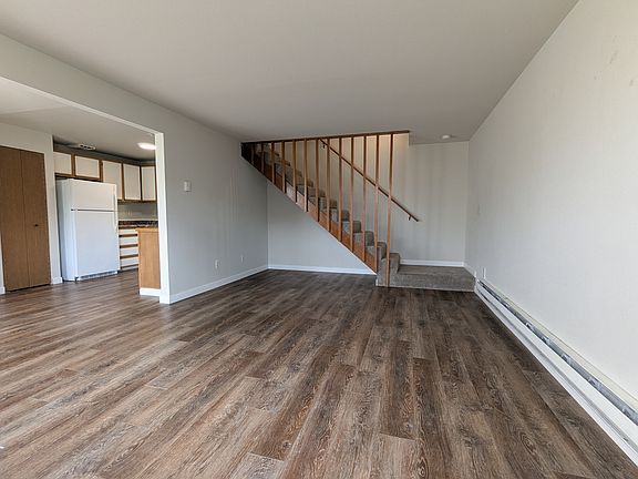 4th image of 180 Charwila Ln APT D