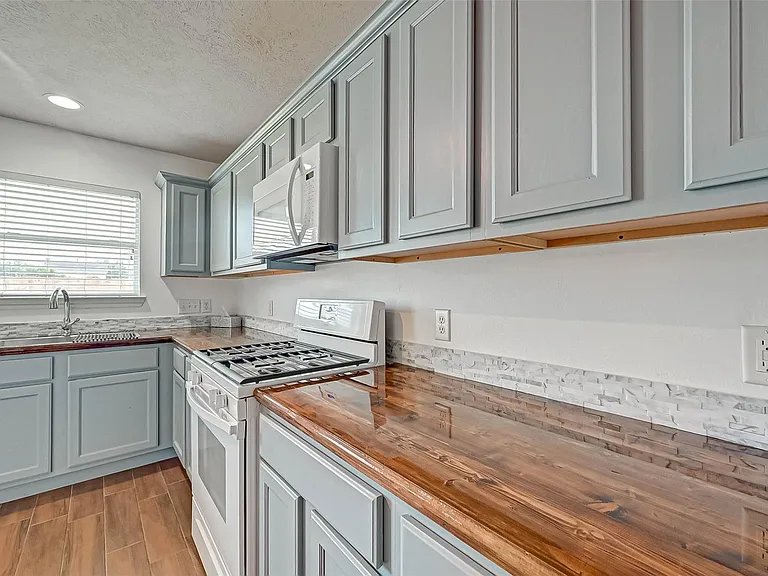 20227 Enchanted Rose Ln — Photo 25