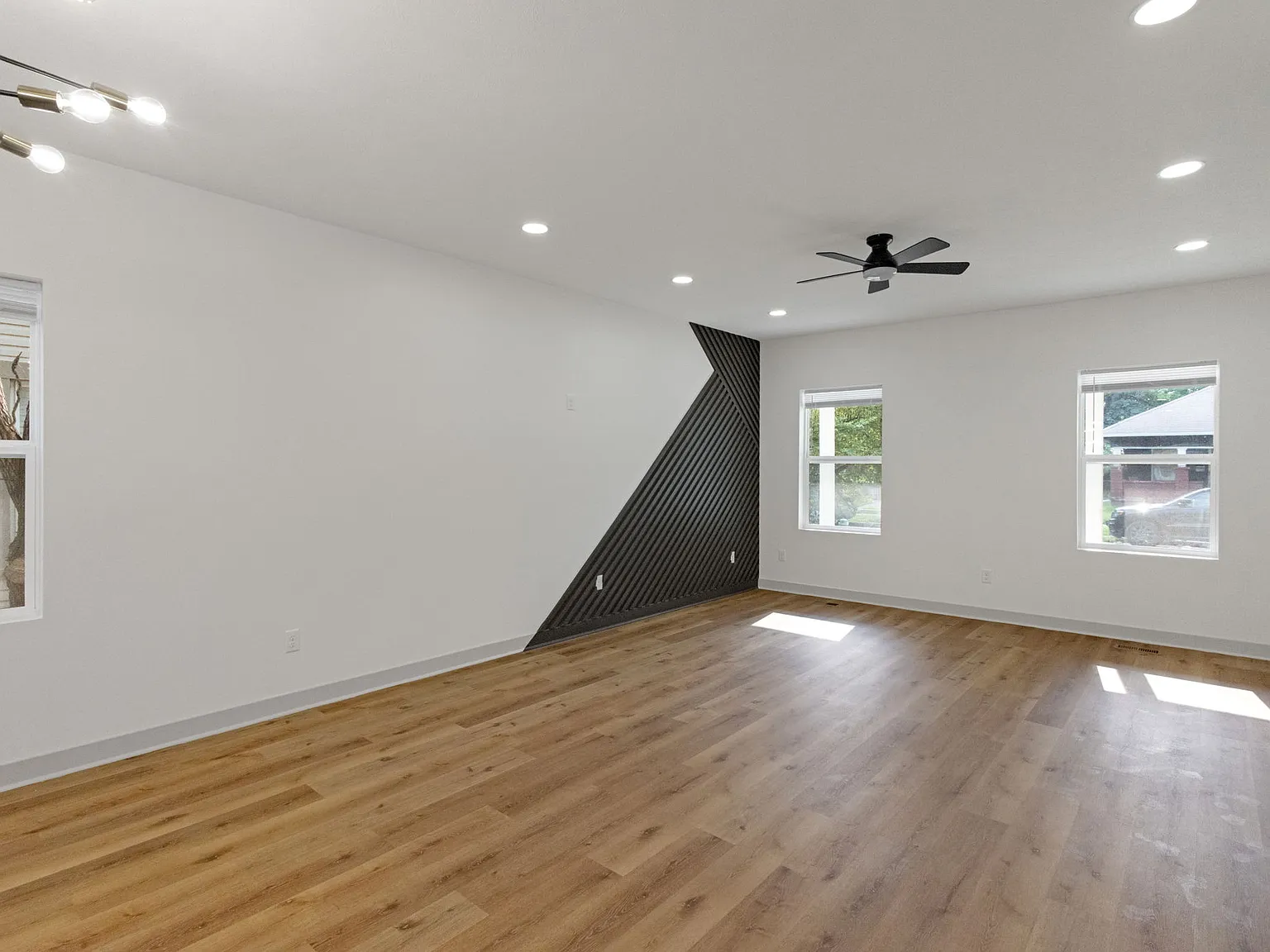 3 bed, 2.5 bath, 1580 sqft, $1,750 — Photo 4
