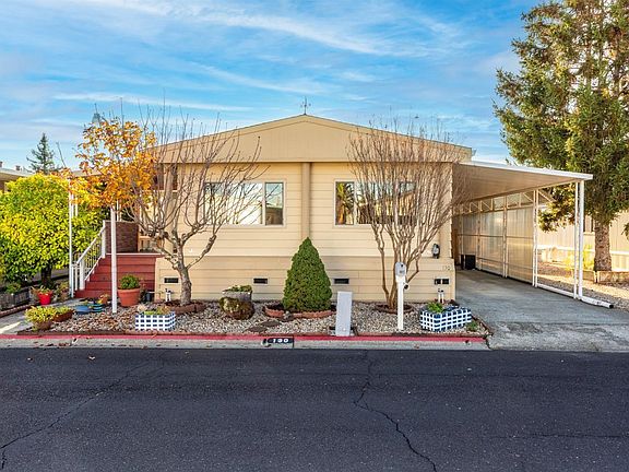 2nd image of 130 Cabana Drive #130