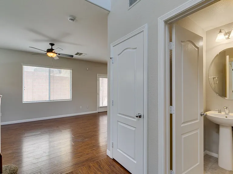 9341 Colorful Rainbow Ave — Photo 6