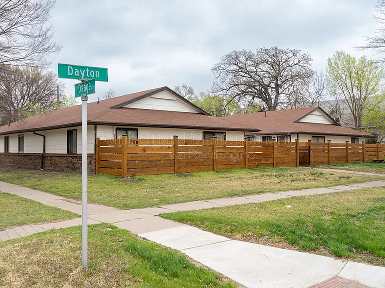 750 W Dayton Ave #204 — Photo 21