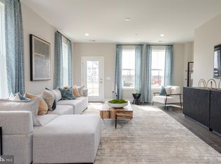 109 Stoutsburg Blvd, Pennington, NJ 08534