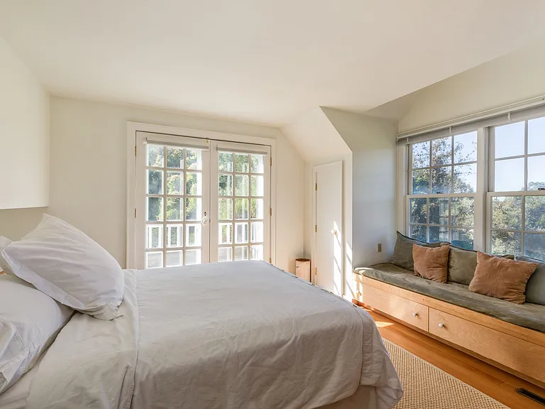 143 Millstone Rd — Photo 13