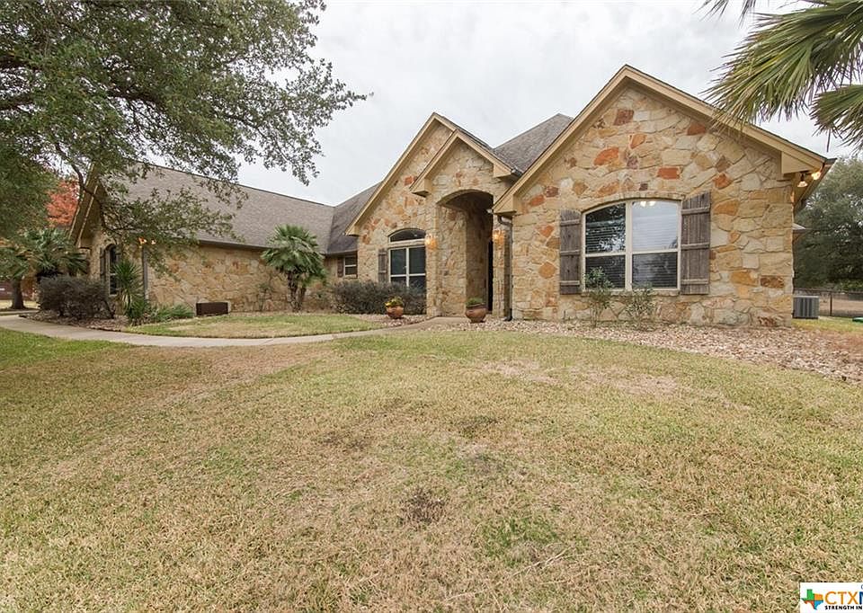 1st image of 1161 E Creekview Dr
