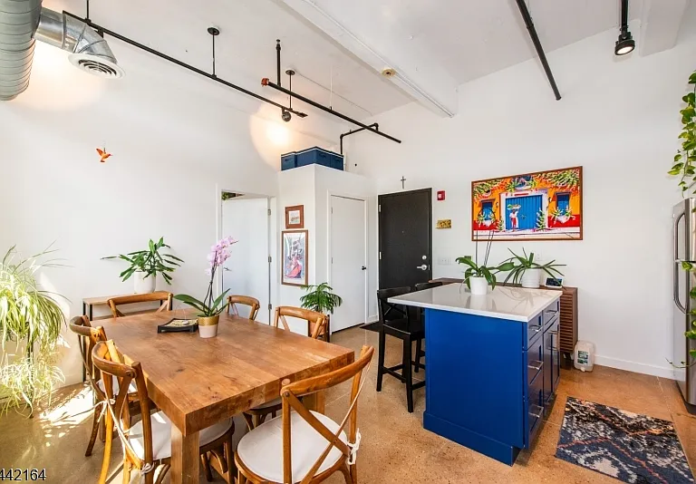475 S Jefferson St #501 — Photo 4