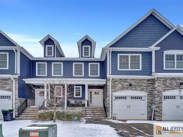 13 Audrey St, Old Bridge, NJ 08857