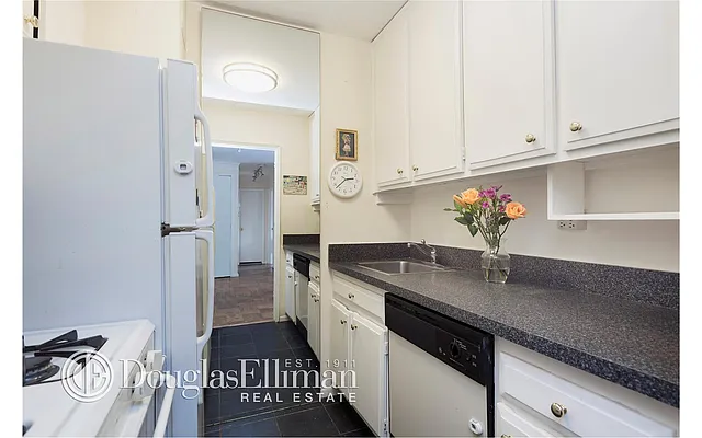 Sold by Douglas Elliman | media 9