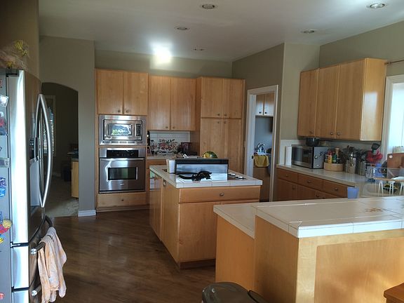 3rd image of 15303 Grandview Ln