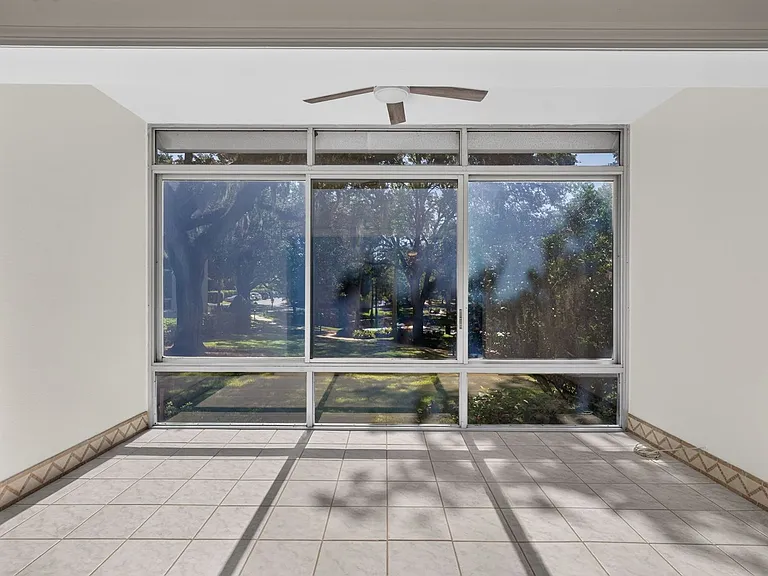 700 Melrose Ave #A5 — Photo 8