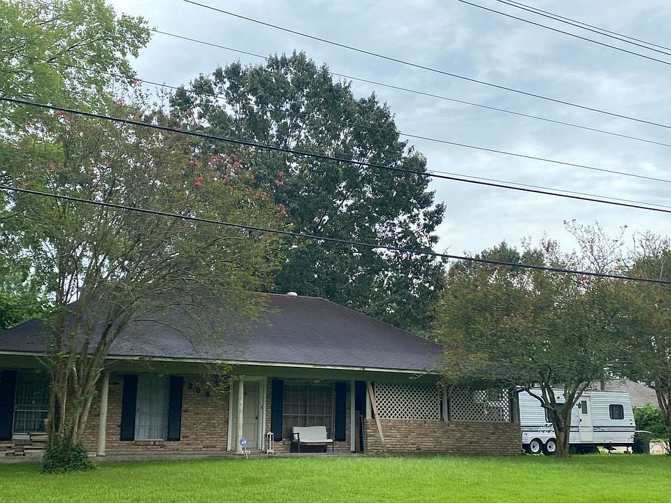 2nd image of 3045 Drusilla Ln