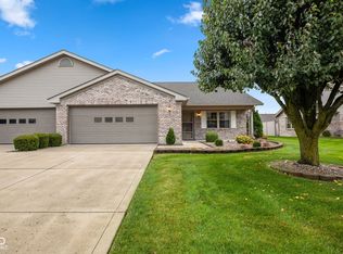 1669 Magnolia Dr, Greenwood, IN 46143