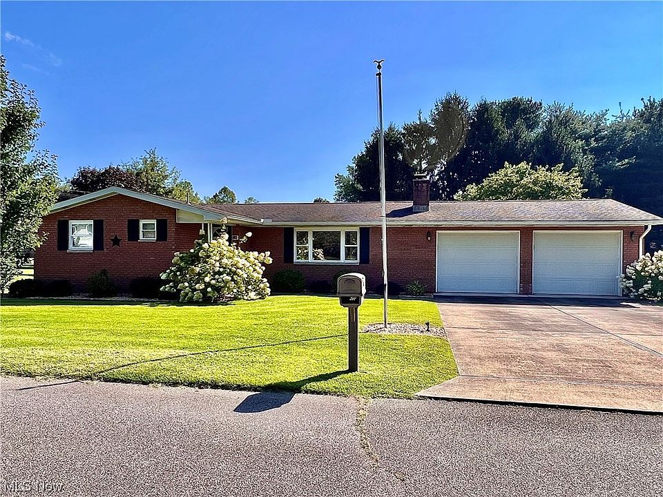 1st image of 176 Homestead Dr