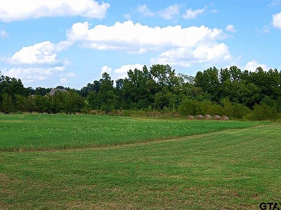 3rd image of 24 Private Road 54166
