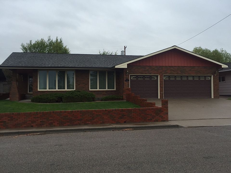 1st image of 309 13th Ave SE
