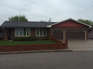 309 13th Ave SE, Cut Bank, MT 59427