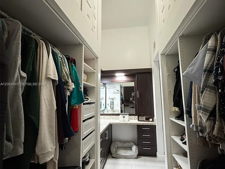 19231 NW 67th Pl — Photo 12