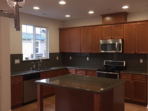 3rd image of 237 Bluebonnet Ln Unit 502
