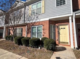 2545 Walden Lake Dr, Decatur, GA 30035