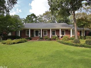 44 Robinwood Dr, Little Rock, AR 72227