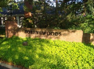 26 Tobey Brk, Pittsford, NY 14534