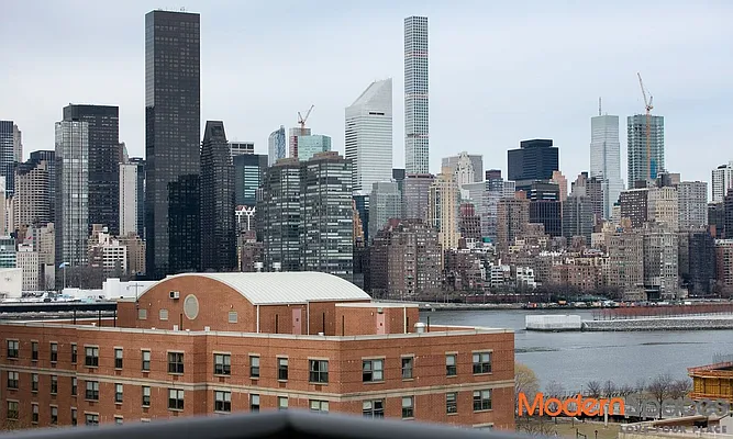 Rented by Modern Spaces | media 15