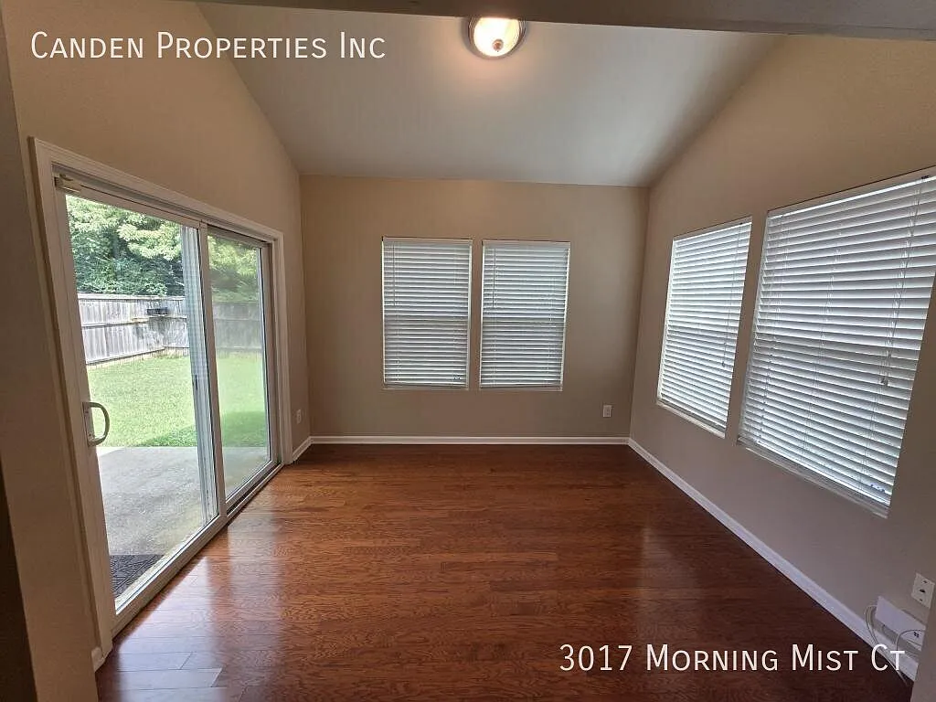 3017 Morning Mist Ct — Photo 3