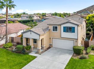 29320 Escalante Rd, Canyon Lake, CA 92587