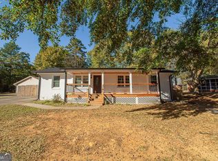 13 Shadow Ln, Cartersville, GA 30120