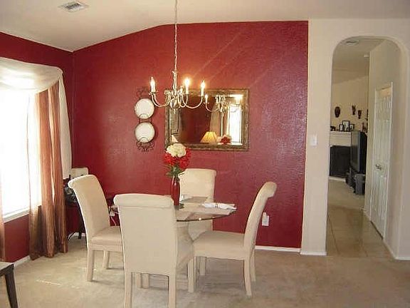 4th image of 1324 Chestnut Hill Dr