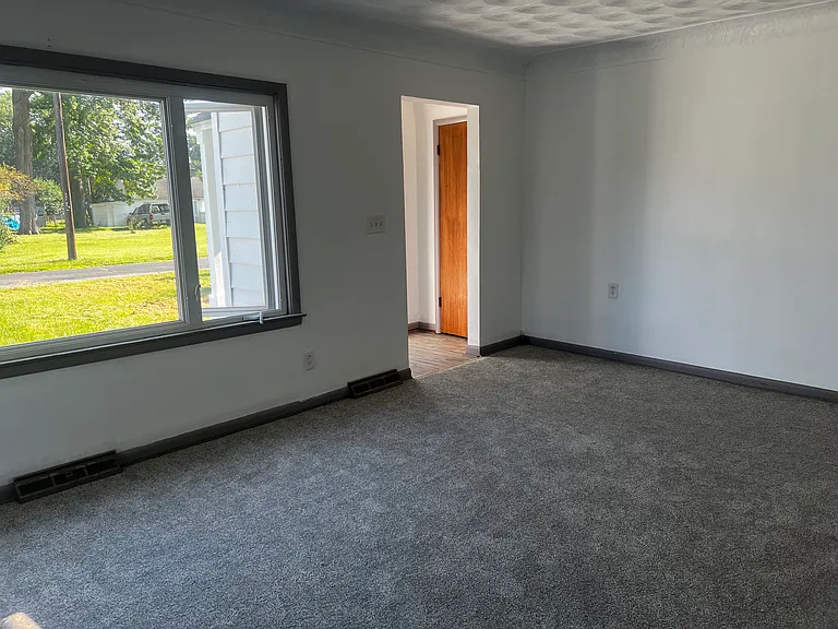 5012 Ancil Rd — Photo 3
