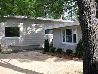 2nd image of 1952 Pine Dr