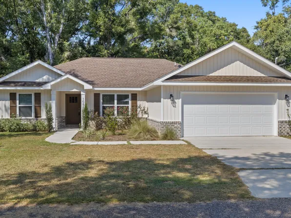 108 A N Rayburn St, Crestview, FL 32539